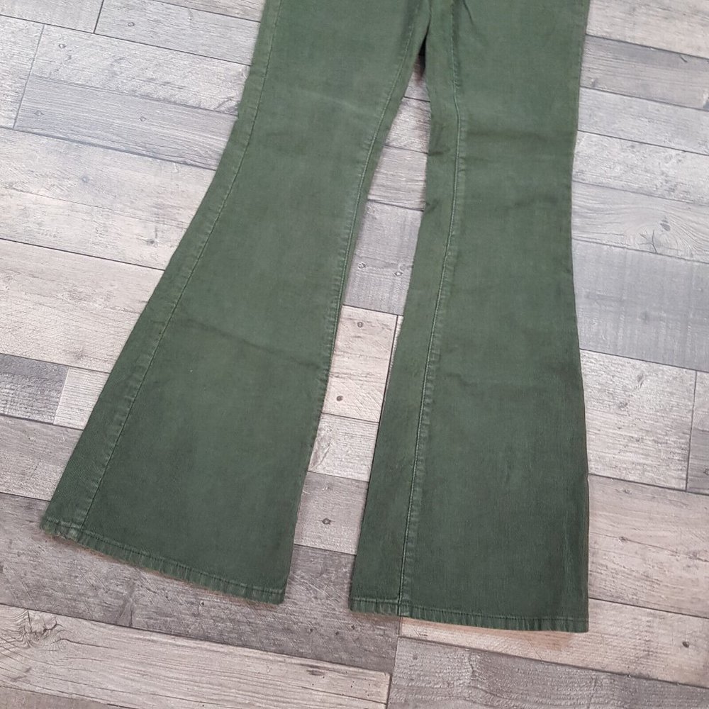 Free People Jayde Corduroy Flare Jeans 27 UK 8 Green High Rise We The Free BN - Picture 5 of 12
